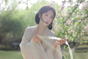 Ethereal Hanfu Beauty at Qunyu Mountain - YiTuYu Vol.8979 Tie Tie - image 16