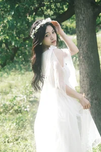 Lu Rou Chi Bu Bao in YiTuYu Art Language Vol.4523: Capturing Pure Aesthetic Beauty - image 4