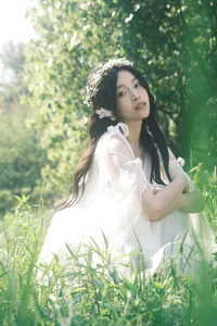 Lu Rou Chi Bu Bao in YiTuYu Art Language Vol.4523: Capturing Pure Aesthetic Beauty - image 0