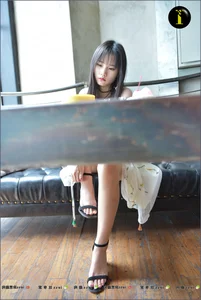 IESS Puhui Collection 003 Featuring Model Qiqi: An Aesthetic Study in Barefoot Portraiture - image 46