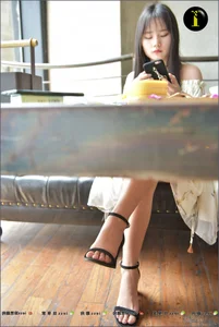 IESS Puhui Collection 003 Featuring Model Qiqi: An Aesthetic Study in Barefoot Portraiture - image 39