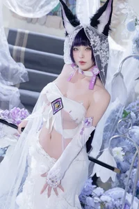 Stunning Azur Lane Musashi Cosplay by Qing Shui You Nai: Elegant Violet Floweryness Kimono Aesthetic and Wisteria Garden Photography - image 4