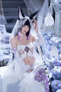 Stunning Azur Lane Musashi Cosplay by Qing Shui You Nai: Elegant Violet Floweryness Kimono Aesthetic and Wisteria Garden Photography - image 8