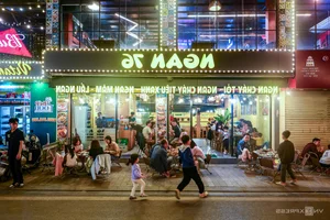 Hanoi's New Food Streets: The Struggle to Attract Local Foodies - image 10