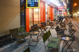 Hanoi's New Food Streets: The Struggle to Attract Local Foodies - image 4