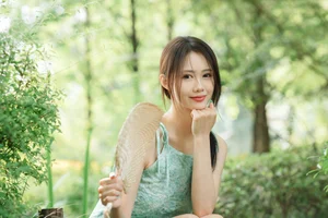 Sun-Kissed Mint Summer Aesthetics: Ka Bi for YiTuYu Art Language Vol.9302 Portrait Collection - image 6