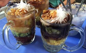 Beat the Heat in Hanoi: 9 Refreshing Foods and Drinks to Stay Cool During Summer - image 4