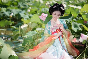 Cinematic Portraiture: YiTuYu Art Language Vol.7376 Featuring Shu Pian Yoyi - image 18