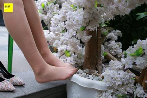 IESS Sixiangjia 235: Zi Zi - Fair Skin and Beautiful Toes Aesthetic - image 22