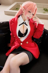 Stunning Azur Lane Duke of York Cosplay by Hu Tao Mao Kurumineko - High-Quality Anime Gaming Photography Collection Part 02 - image 11