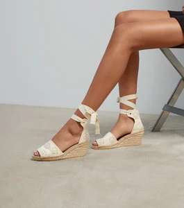8 Essential Summer Footwear Trends for the Modern Woman - image 1