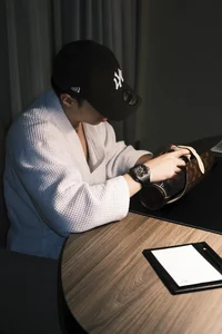 Exploring Rapper Negav's Signature Streetwear Style and Luxury Fashion Influence - image 10