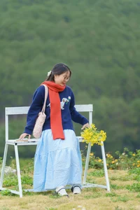 Stunning Yellow Mustard Flower Fields in Da Lat: A Breathtaking Spring Travel Destination in Vietnam's Picturesque Highlands - image 5