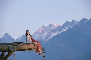Artistic Portrait Photography Featuring Wan Jiang Ting: YiTuYu Art Language Vol.9215 – Elegant Aesthetic Visuals and Rouge-Inspired Beauty - image 6
