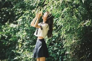 YiTuYu Art Language Vol.7448 Featuring Chen Nian Xiao Jiu: Artistic Photography Collection - image 9