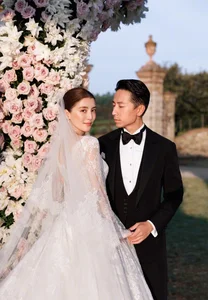 Inside the Fairy Tale Wedding of Ip Man Star Lynn Hung: A Celebration of Love - image 4