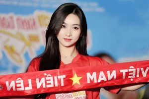 Football Fever: Influencers Rally Support for Vietnam vs Thailand Final - image 6