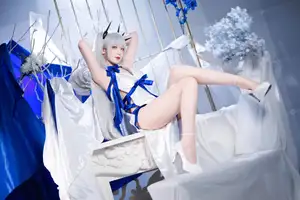 Stunning Cosplay: Feng Jiang Jiang V as Dreadnought Dress Character – A Captivating Transformation! - image 0