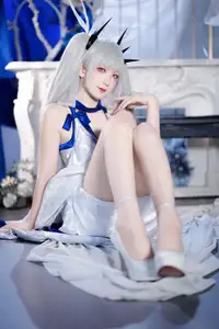 Stunning Cosplay: Feng Jiang Jiang V as Dreadnought Dress Character – A Captivating Transformation! - image 11