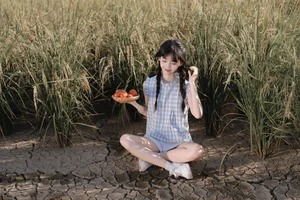 Xiao Le - YiTuYu Art Language Vol.7875 Elegant Portrait Photography - image 9