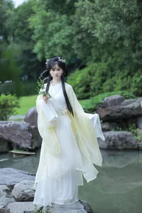 Elegance and Style in YiTuYu Art Language Vol.8062 Featuring Zhou Zhou Ay - image 14