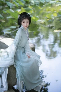 YiTuYu Art Language Vol.5137: Sophisticated Charm with Shi Shi Ya - image 1