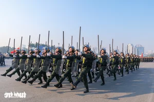 Elite Force: Impressive Rehearsal for Vietnam's 14th National Party Congress - image 12