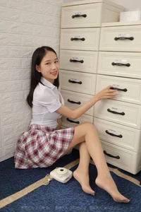 Mei Zi’s Academy Style: A Fresh Take on Preppy Fashion - image 12