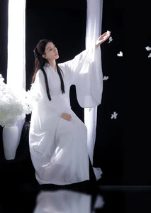 Visual Elegance: YiTuYu Art Language Vol.7382 Showcasing the Radiant Mei Qi - image 14