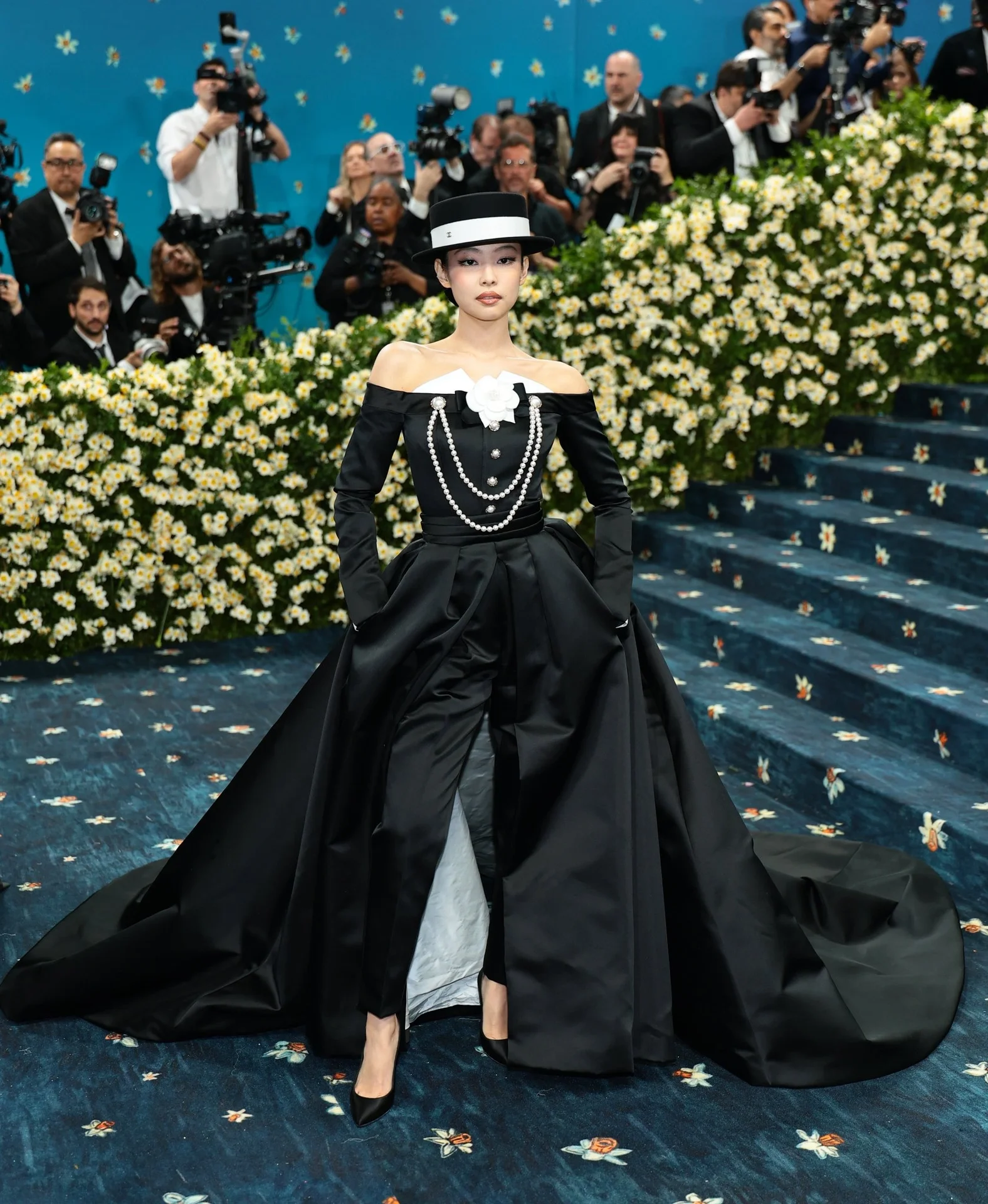 Lisa and Jennie’s Met Gala Fashion: Lingerie-Inspired Boldness vs. Elegant Modesty