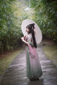 Exploring the Visual Narrative of Xiao Qi in YiTuYu Art Language Vol.7216: Modern Elegance and Artistic Expression - image 2
