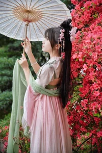 Exploring the Visual Narrative of Xiao Qi in YiTuYu Art Language Vol.7216: Modern Elegance and Artistic Expression - image 0