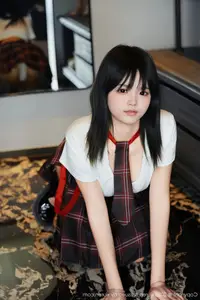 XiuRen No.10774 Xiao Ling: Captivating Schoolgirl Charm in an Intimate Setting - image 9