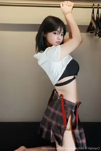 XiuRen No.10774 Xiao Ling: Captivating Schoolgirl Charm in an Intimate Setting - image 3