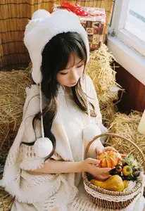 Zi Qing's Cozy Charm: Captivating Beauty in Rustic Warmth - YiTuYu Vol.8643 - image 6
