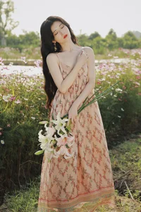 Timeless Grace: Exploring the Ethereal Portraits of Xiao Tian Tian - image 7