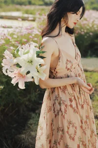 Timeless Grace: Exploring the Ethereal Portraits of Xiao Tian Tian - image 3