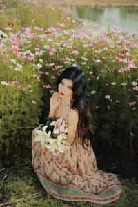 Timeless Grace: Exploring the Ethereal Portraits of Xiao Tian Tian - image 10