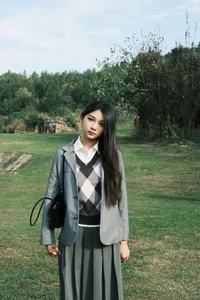 Yi Zhi Li Mao Featured in YiTuYu Art Language Vol.7990 Photography - image 26