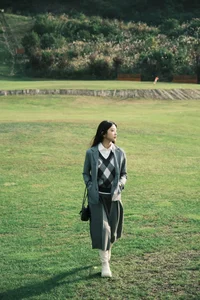 Yi Zhi Li Mao Featured in YiTuYu Art Language Vol.7990 Photography - image 27