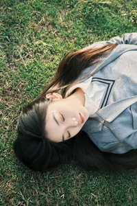 Yi Zhi Li Mao Featured in YiTuYu Art Language Vol.7990 Photography - image 15