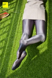 Modern Chic: YT Novelty Collection [IESS Si Zu Bian Dang 232] - image 14