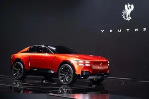 Toyota Century Coupe: Red Hot Luxury, No EV. Why Preserve the Internal Combustion Engine's Soul? - image 4