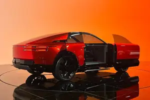 Toyota Century Coupe: Red Hot Luxury, No EV. Why Preserve the Internal Combustion Engine's Soul? - image 1