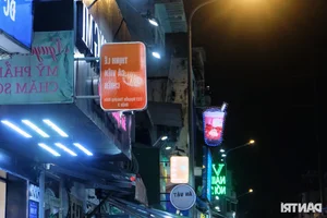 Nguyen Thuong Hien Street Food: The Shift to Online Sales - image 9