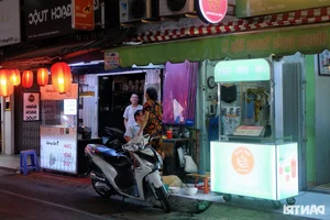 Nguyen Thuong Hien Street Food: The Shift to Online Sales - image 1