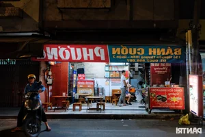 Nguyen Thuong Hien Street Food: The Shift to Online Sales - image 8