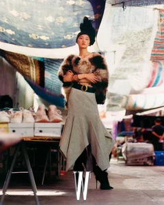 The Record-Breaking Runway Queen: How a 1.80m Model Walked 89 Fashion Shows in One Year - image 6