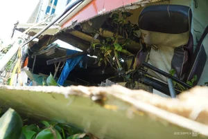 Aftermath of the Tien River Tourist Boat Accident: Damage Assessment and Maritime Safety Insights - image 6
