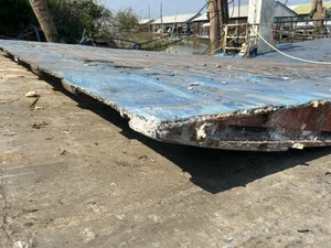 Aftermath of the Tien River Tourist Boat Accident: Damage Assessment and Maritime Safety Insights - image 1